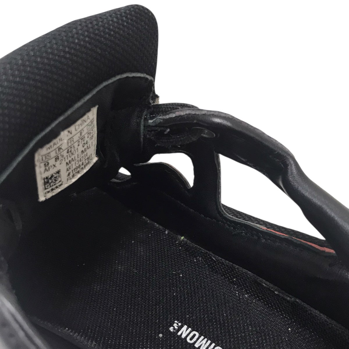 Ozweego Replicant Belgium Core Black Night Greyローカットスニーカー