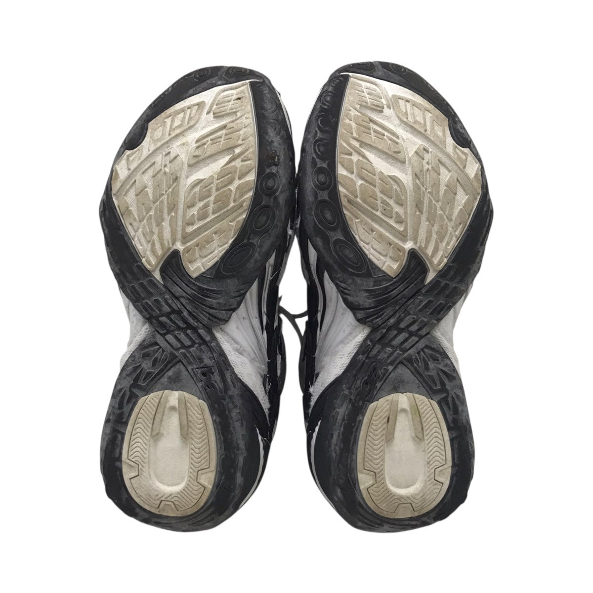 SOLELESS SNEAKER ソールレススニーカー