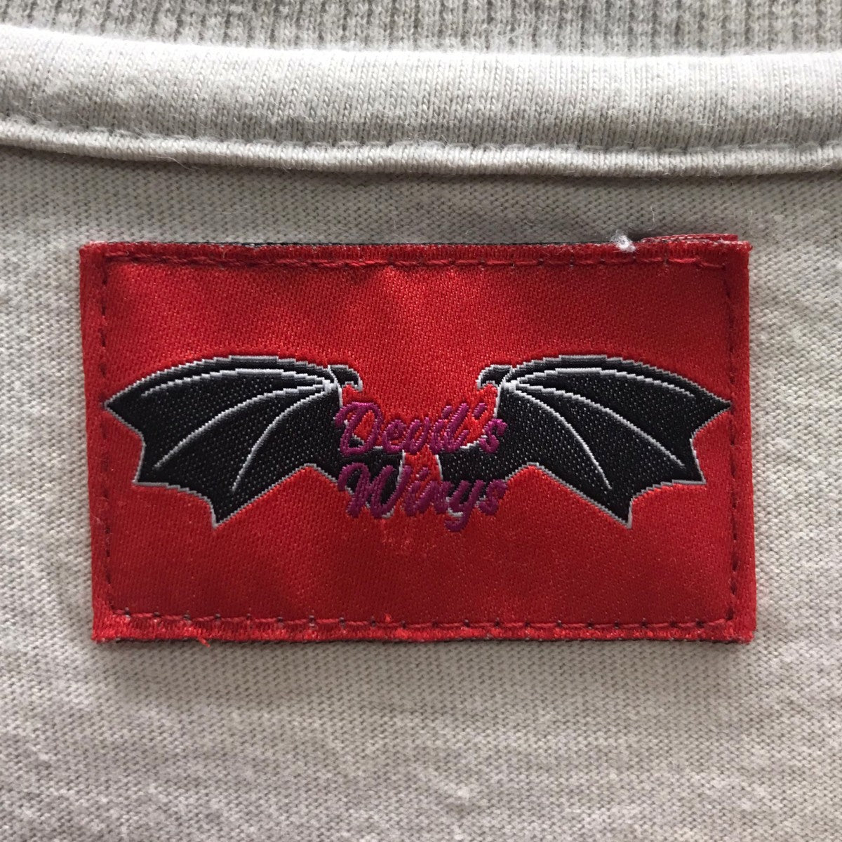 ダメージ加工Tシャツ