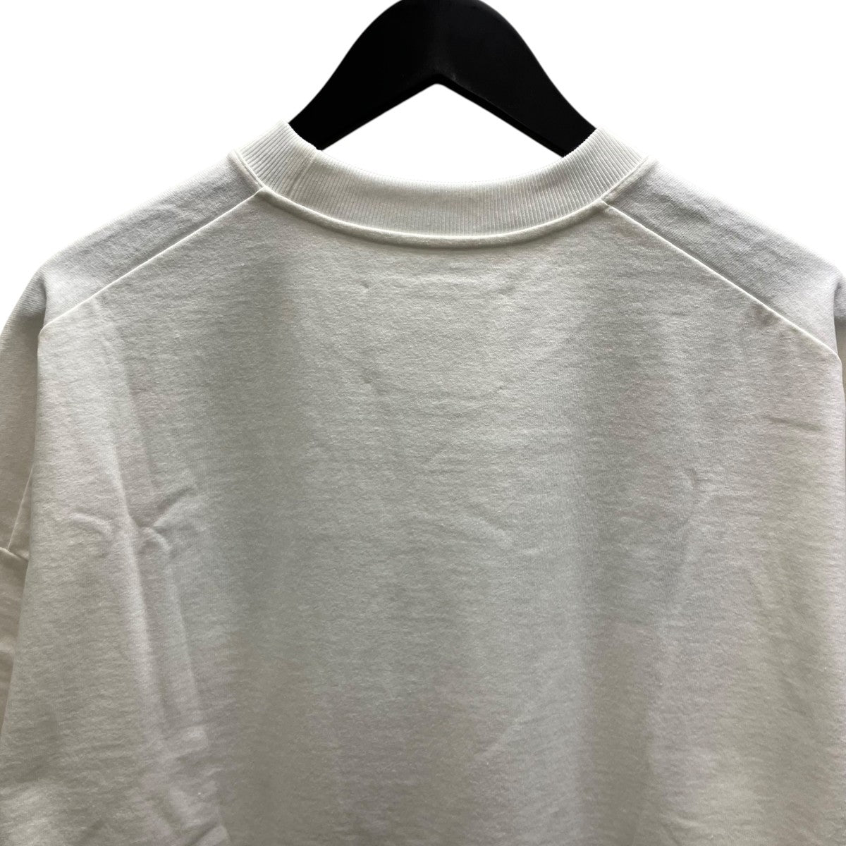 ロゴプリントTシャツ