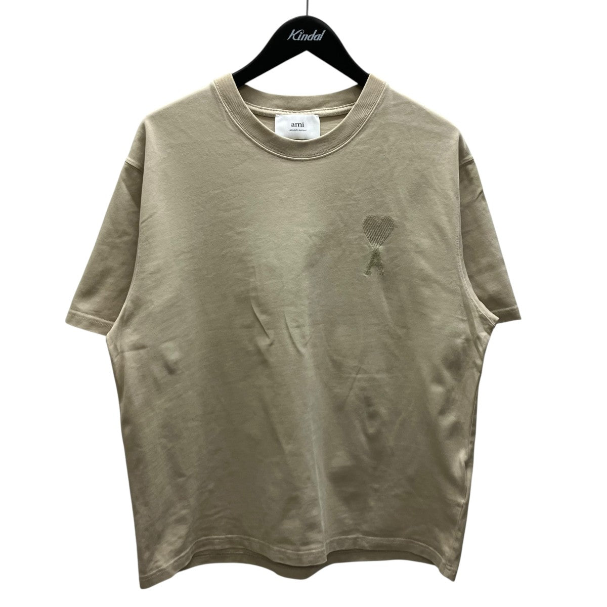 胸ハートロゴTシャツ