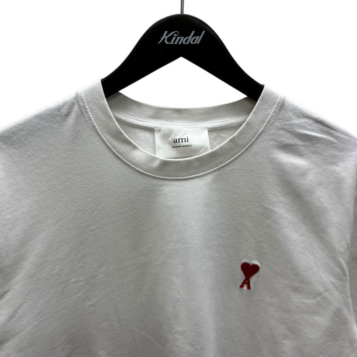 胸ハートロゴTシャツ