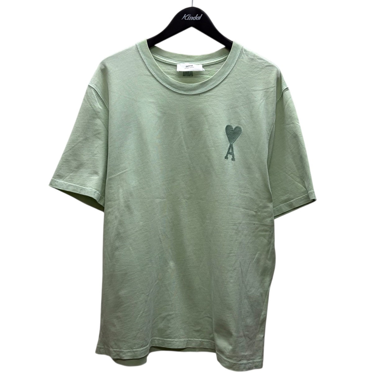 胸ハートロゴTシャツ