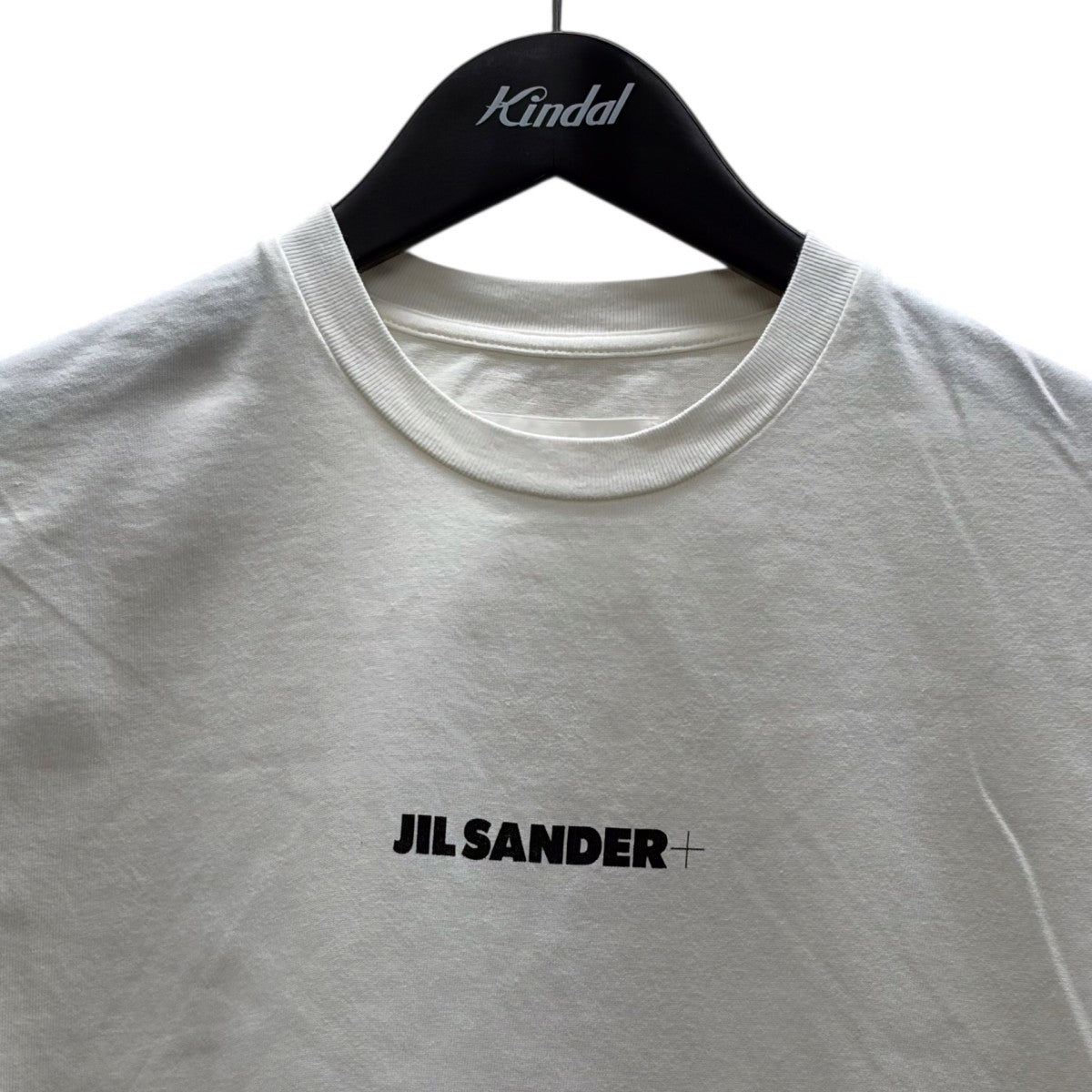 半袖ロゴTシャツ