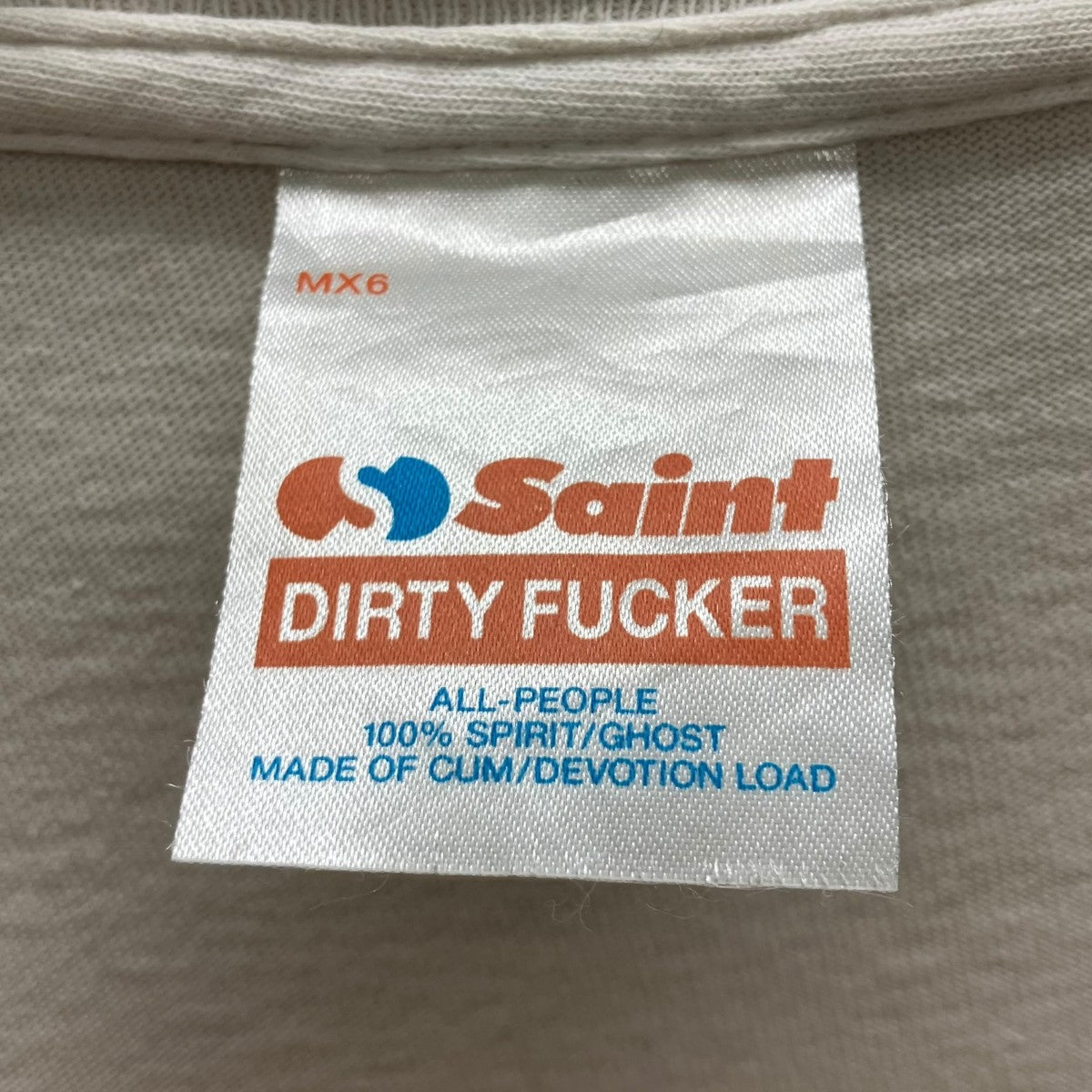 S S TEE DIRTY PIGプリントTシャツ