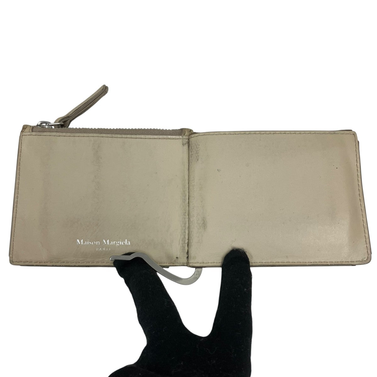 2つ折り財布