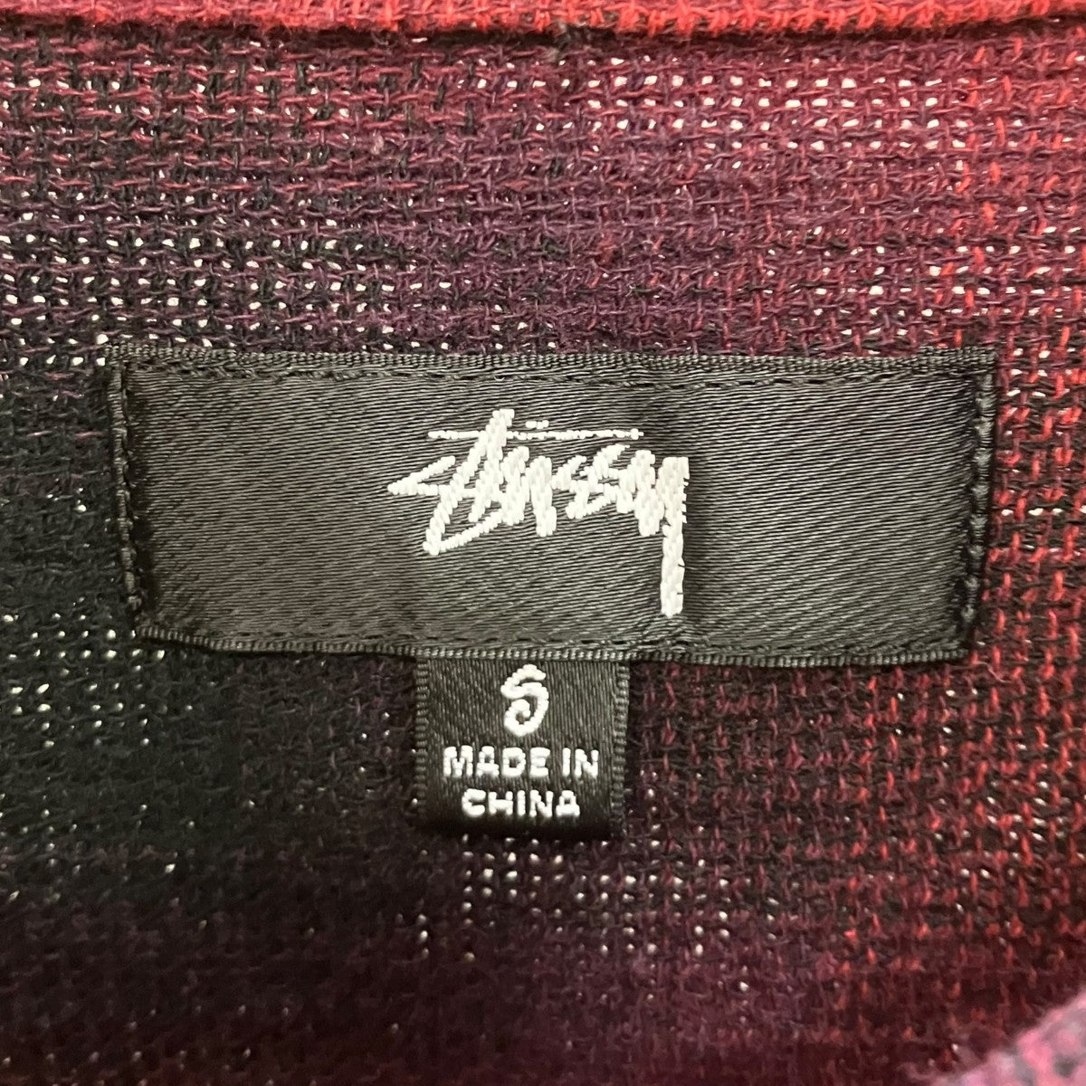 チェックシャツ