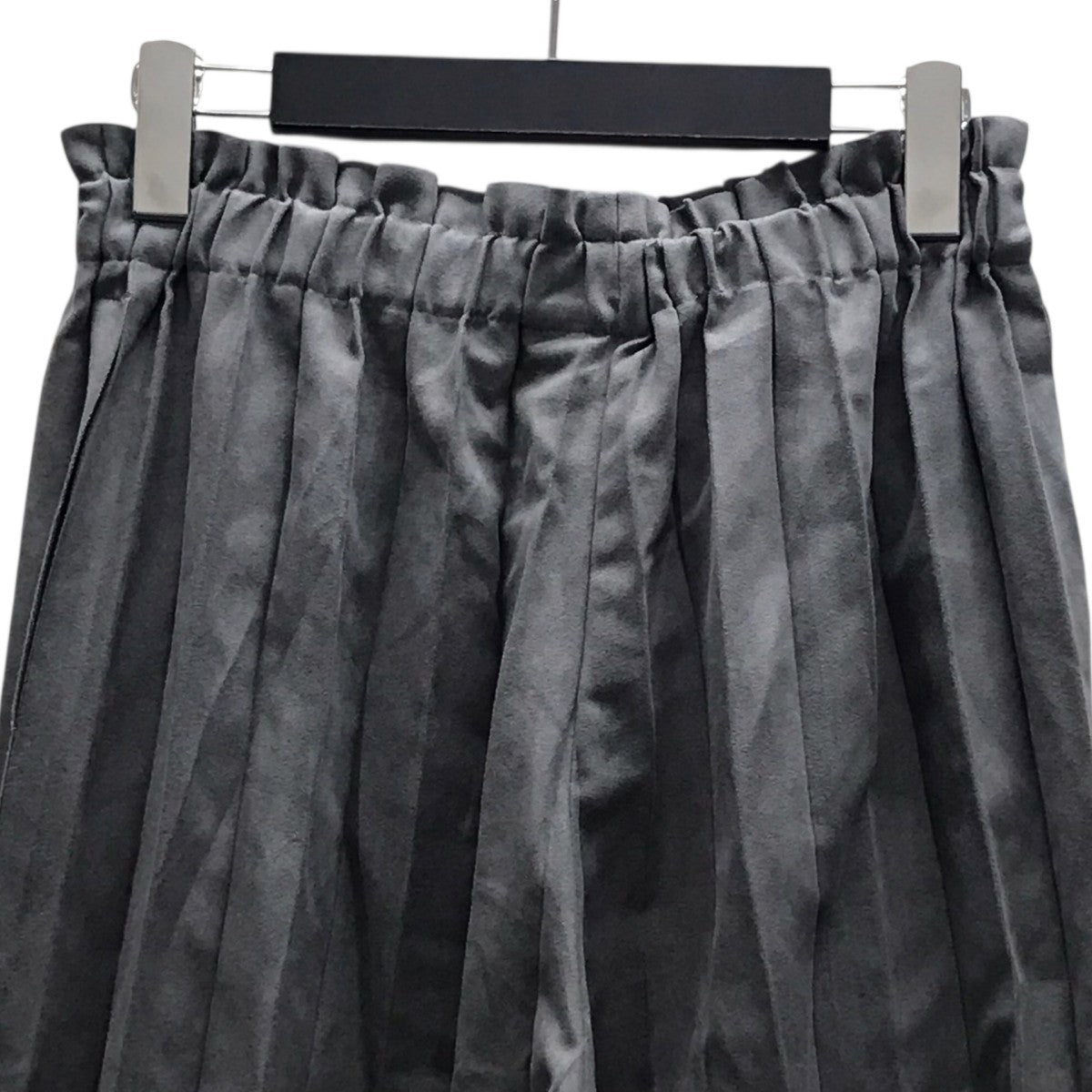 25AW スウェードライクプリーツパンツ