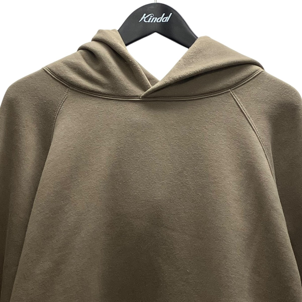 FOG ESSENTIALS バックロゴプルオーバーパーカー 古着・中古-2枚目のアイテム画像