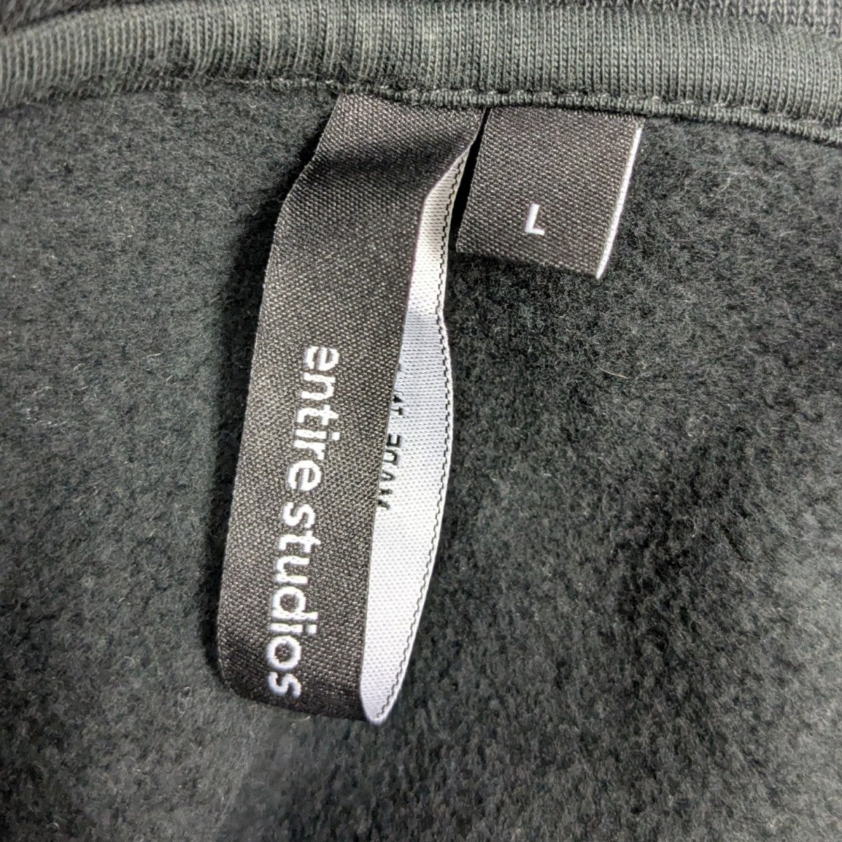 CROPPED FULL ZIP WASHED BLACK ジップパーカー
