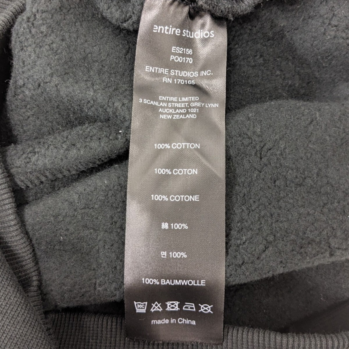 CROPPED FULL ZIP WASHED BLACK ジップパーカー