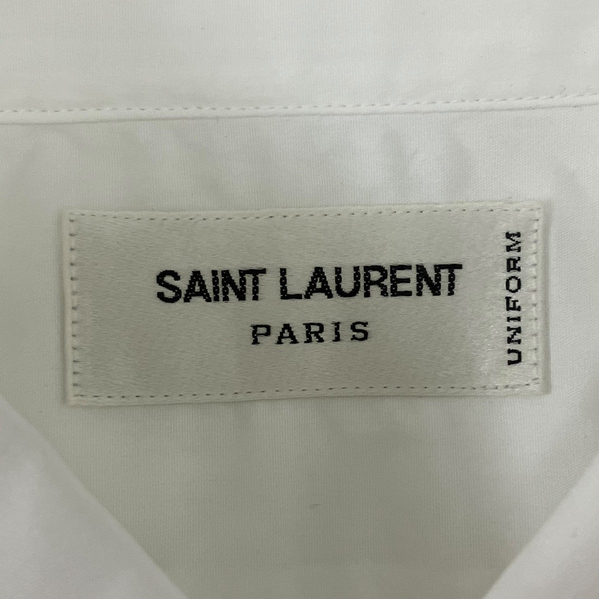 長袖シャツ