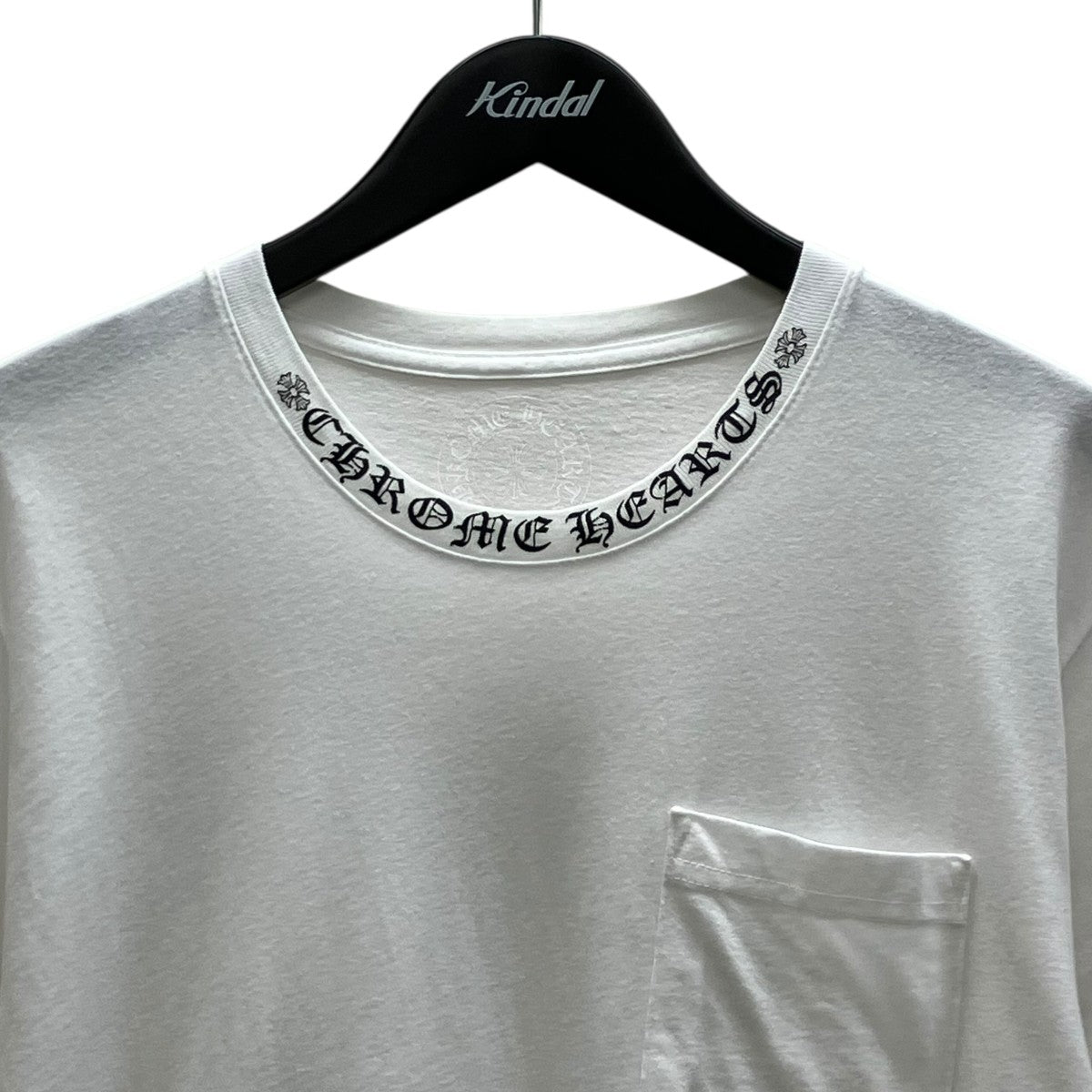 ネックロゴプリントTシャツ