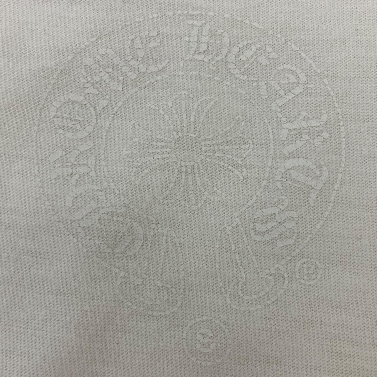 ネックロゴクロスプリントTシャツ