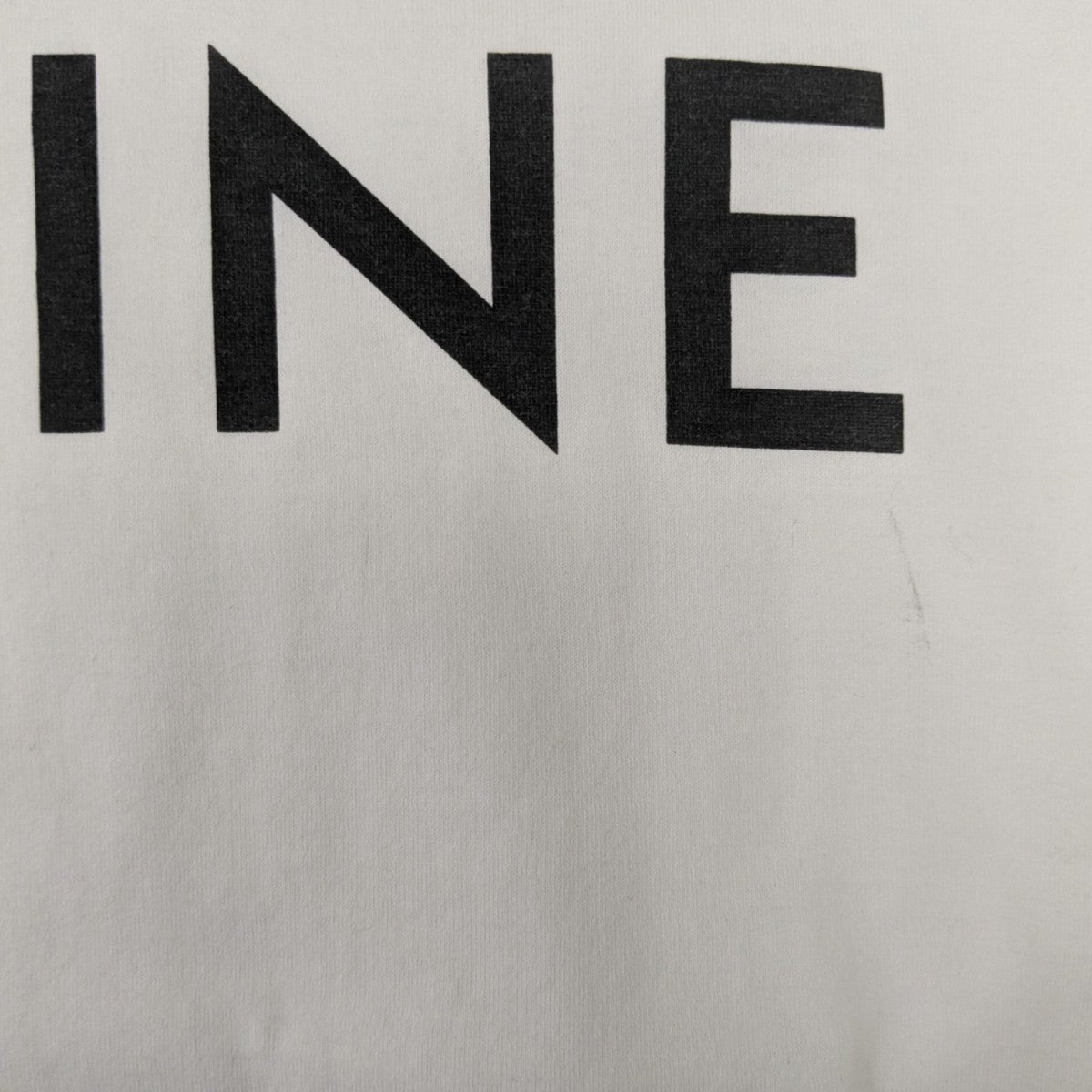 ロゴプリントTシャツ
