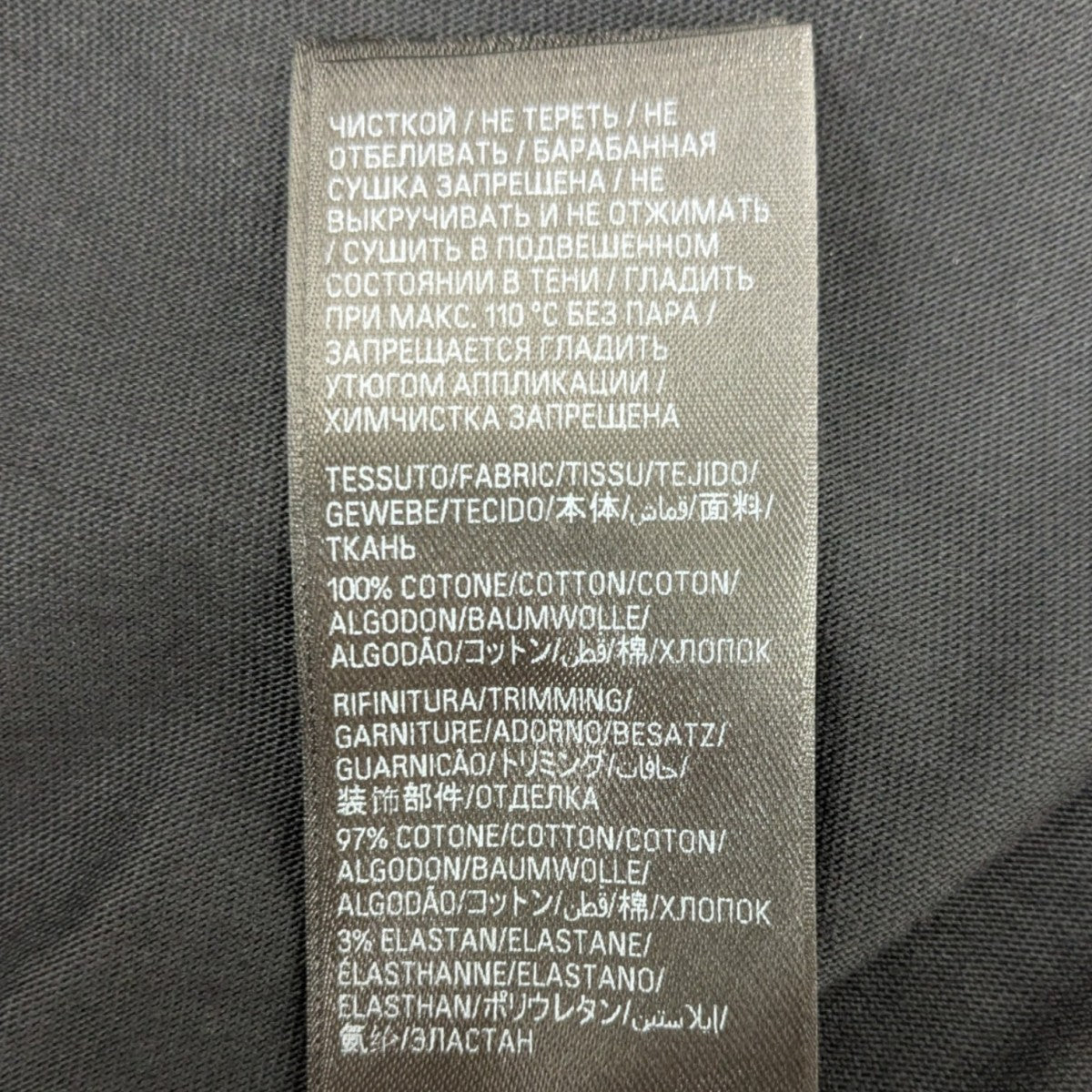 ピアッシングTシャツ