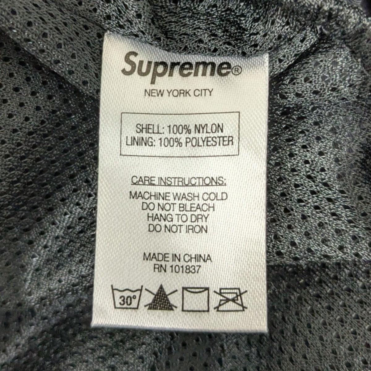 Small Box Logo Nylon Water Shortナイロンショーツ