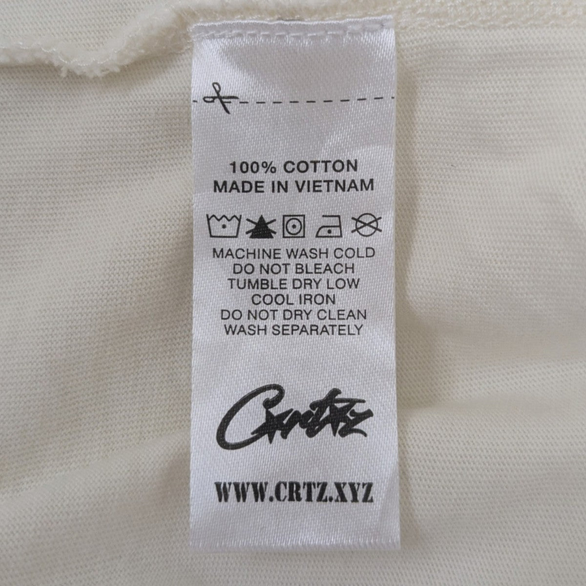 ダメージ加工Tシャツ