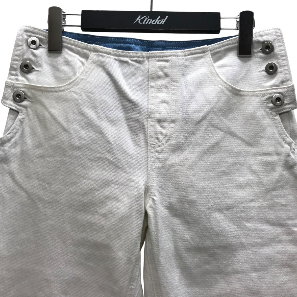 デニムパンツ