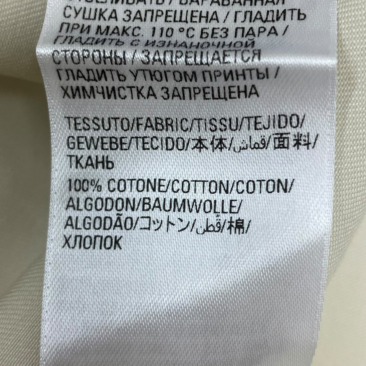半袖シャツ