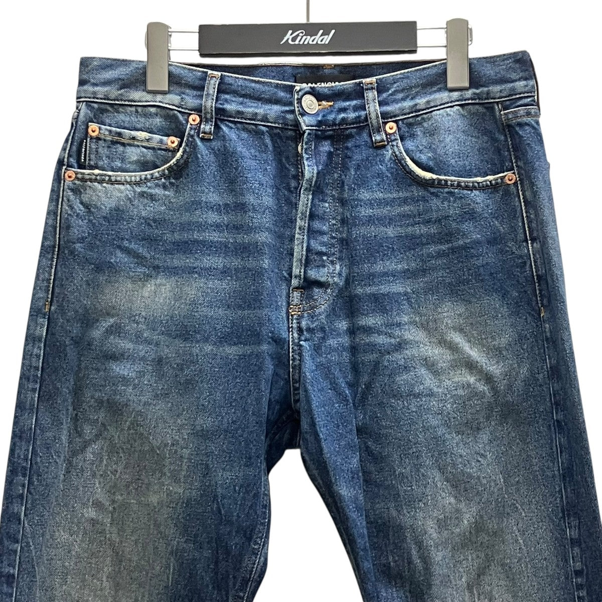 デニムパンツ