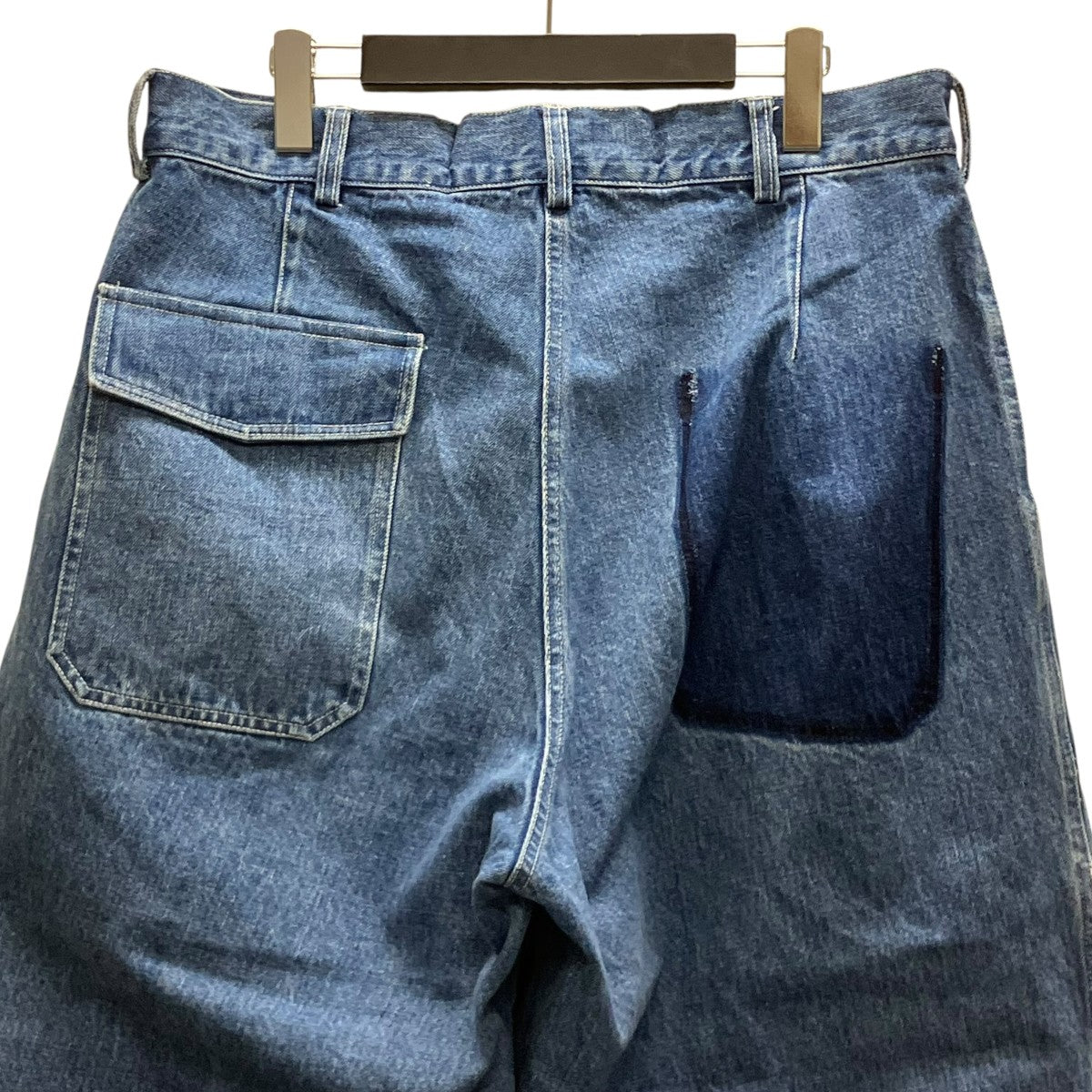 デニムパンツ