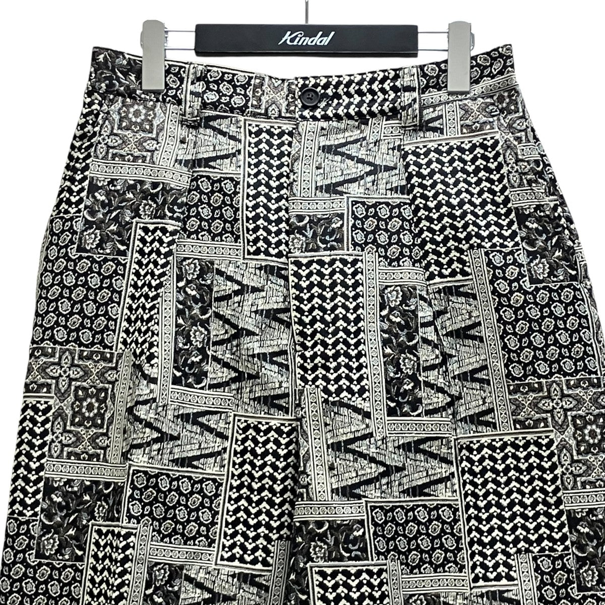 ジャガードパンツ