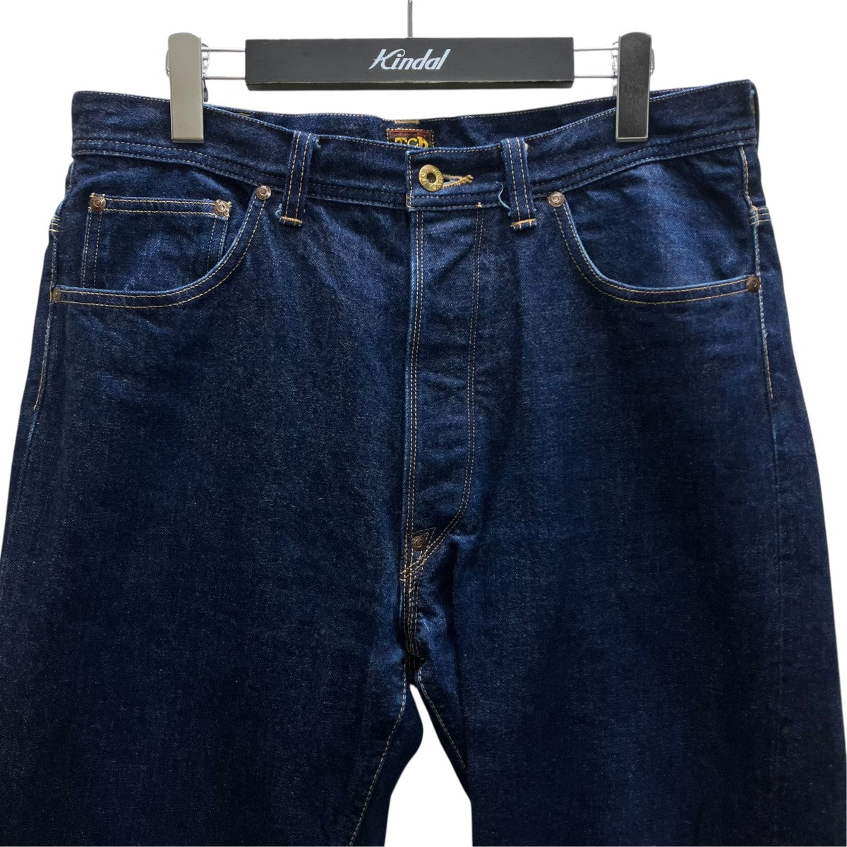 デニムパンツ