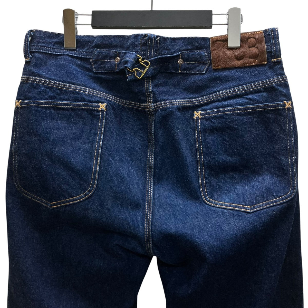 デニムパンツ