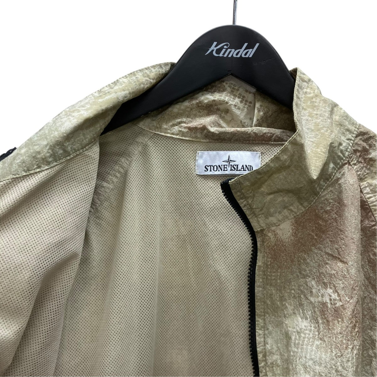 DISSOLVING GRID CAMO ON ECONYL REGENERATED NYLON  BLOUSON ナイロンジャケット