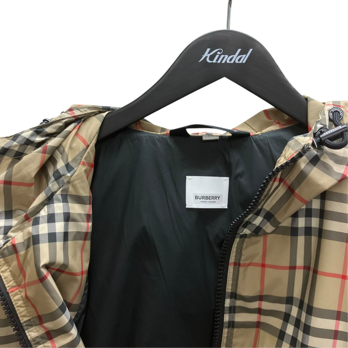 BURBERRY ノバチェックナイロンジャケット 古着・中古-3枚目のアイテム画像