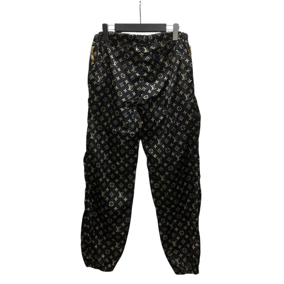 LOUIS VUITTON ステンシルエフェクト モノグラム ジョギングパンツ 古着・中古-3枚目のアイテム画像