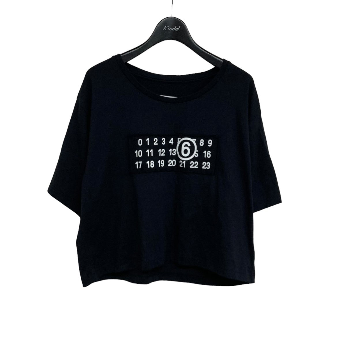 MM6 Maison Margiela(マルタンマルジェラ) 24SSナンバリングロゴT半袖TシャツM60576 M60576 ブラック サイズ  16｜【公式】カインドオルオンライン ブランド古着・中古通販【kindal】