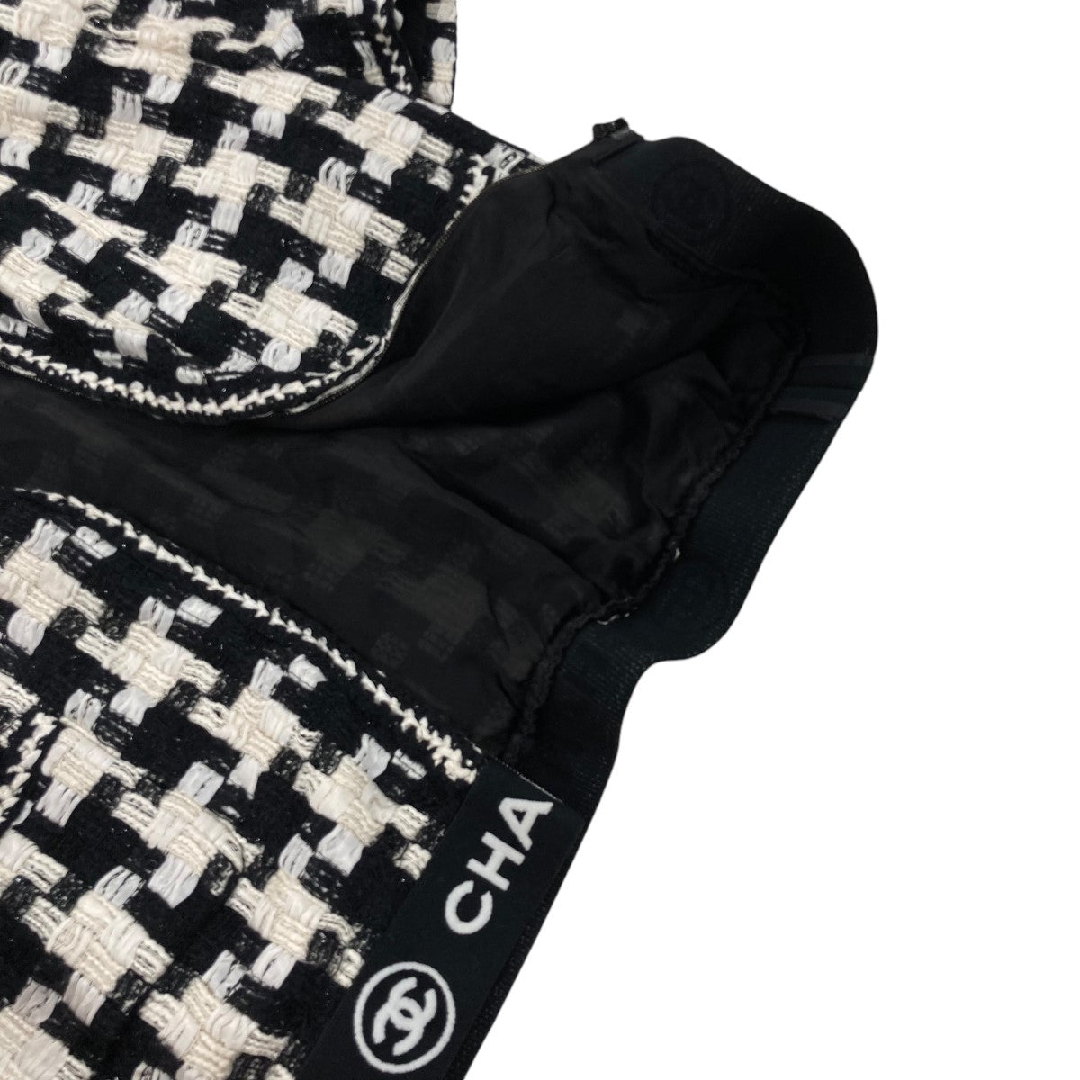 CHANEL(シャネル) ツイードセットアップスーツP28592V18568 CHANEL(シャネル) ツイードセットアップスーツP28592V18568