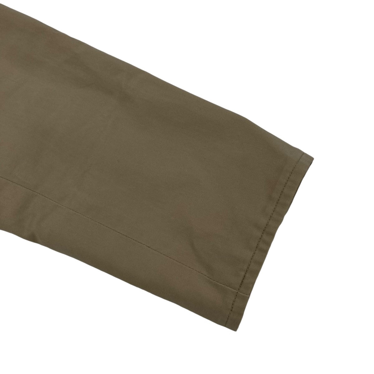 ミドルトレンチコート