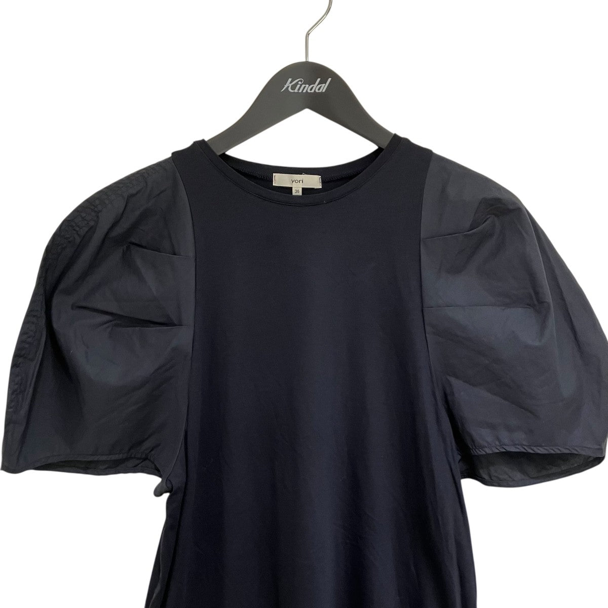 yori(ヨリ) タックショルダーカットソーカットソーYR2111 059SM