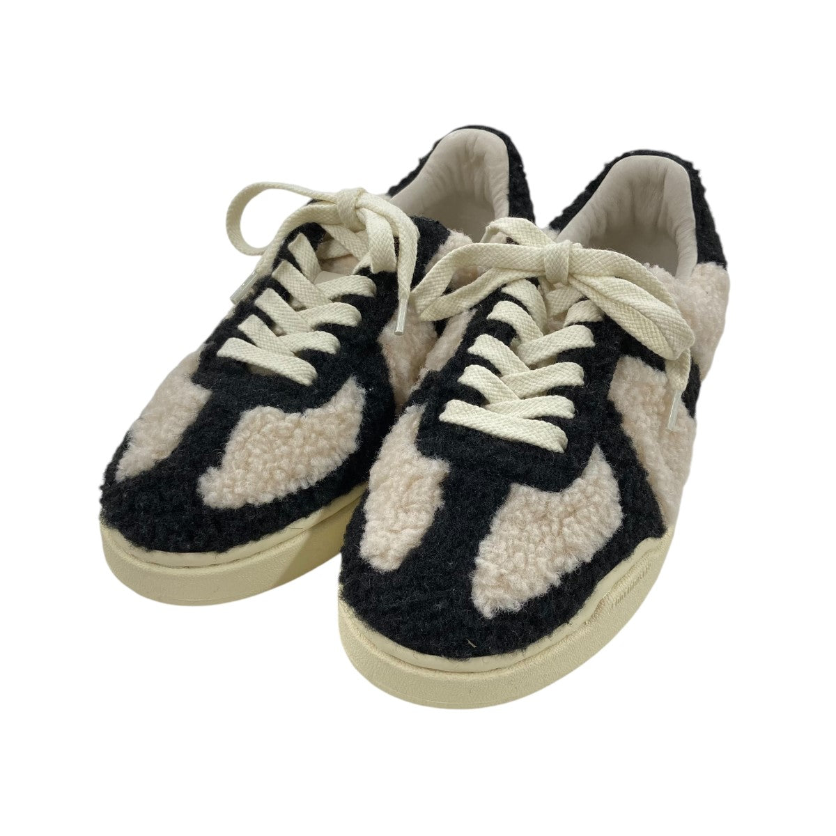 ヴァレンティーノ　スニーカー　36ハーフ　23.5cm VALENTINO パンプス 美品 即購入ok
