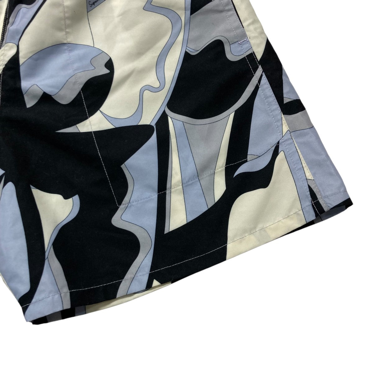 Supreme(シュプリーム) Abstract Water Shortショートパンツ