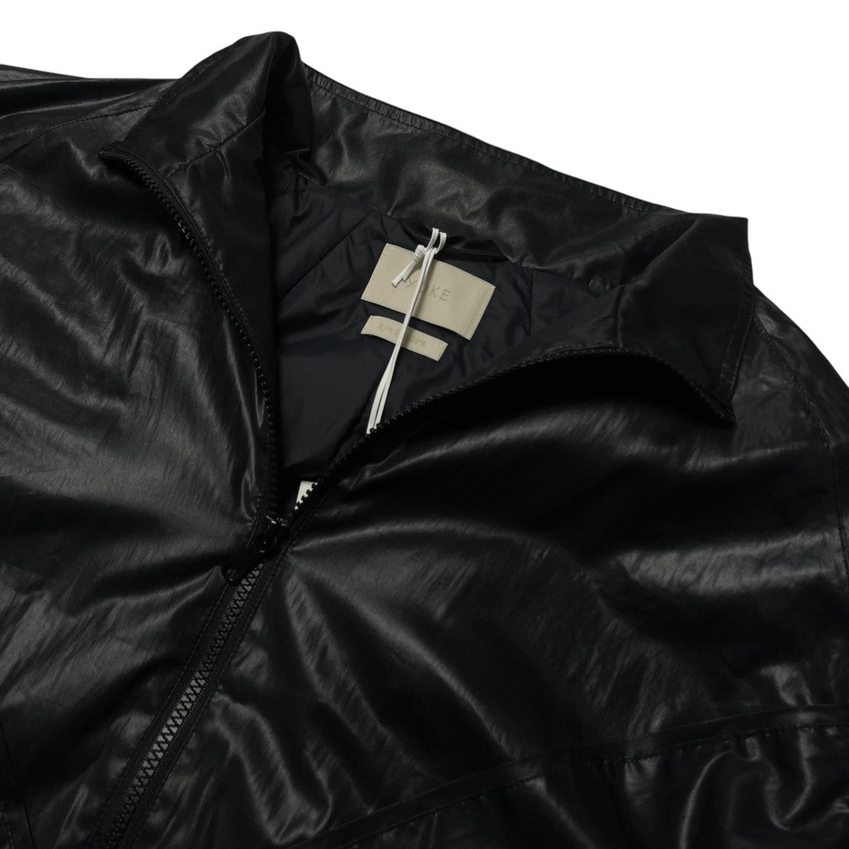 YOKE(ヨーク) 24SSLEATHER LIKE POLYESTER PADDED BLOUSONレザーライク  