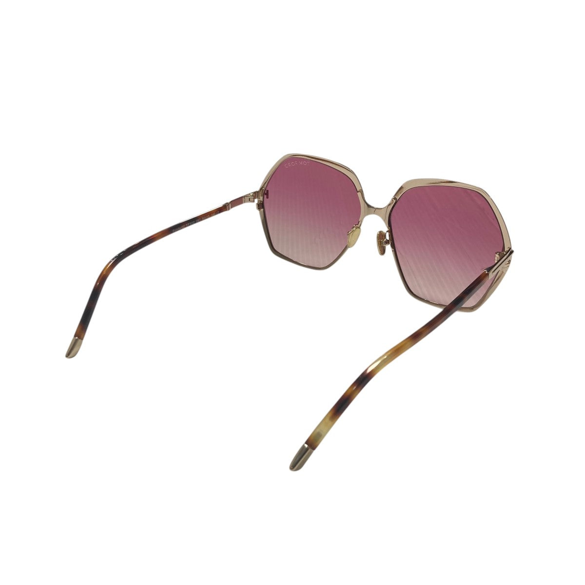 TOM FORD 古着・中古 トムフォードのFonda サングラス TF912 28Tです。