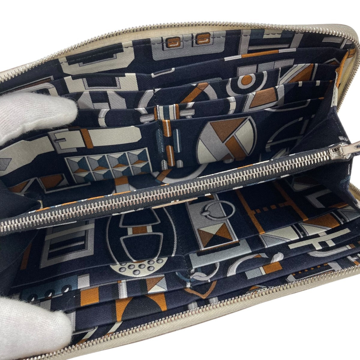 HERMES アザップロングシルクイン A刻印長財布 古着・中古-3枚目のアイテム画像