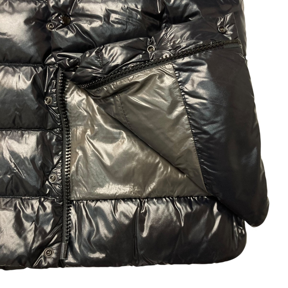 MONCLER(モンクレール) TIBB GILETダウンベストH20911A00096 68950