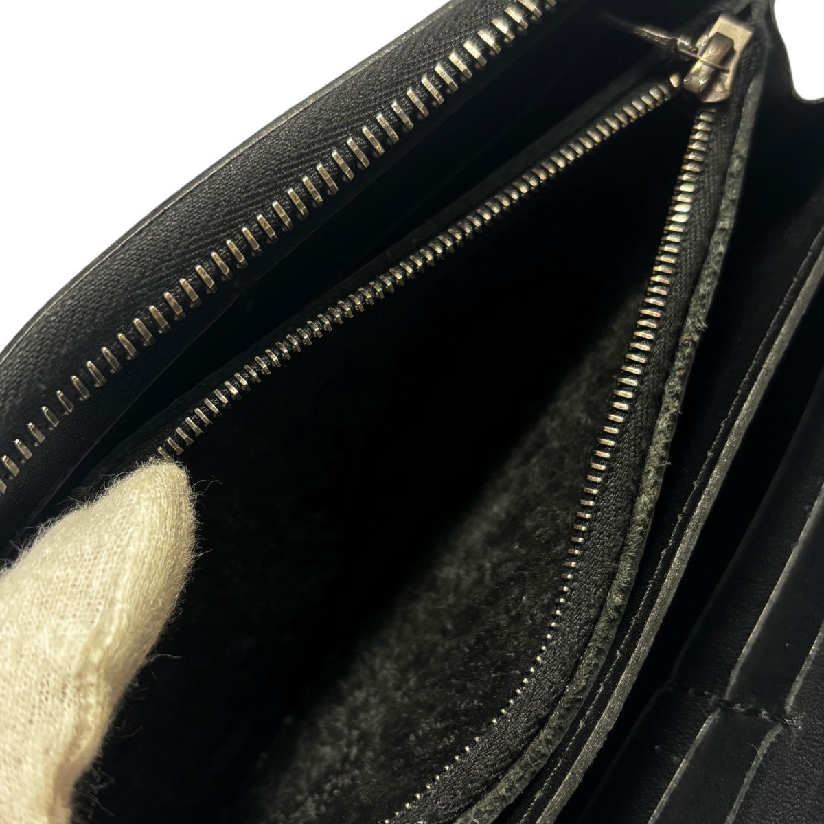 【美品✨gudi】イサムカタヤマバックラッシュ　長財布　オイルカーフレザー　黒 ISAMUKATAYAMA BACKLASH (イサムカタヤマバックラッシュ) GUIDI