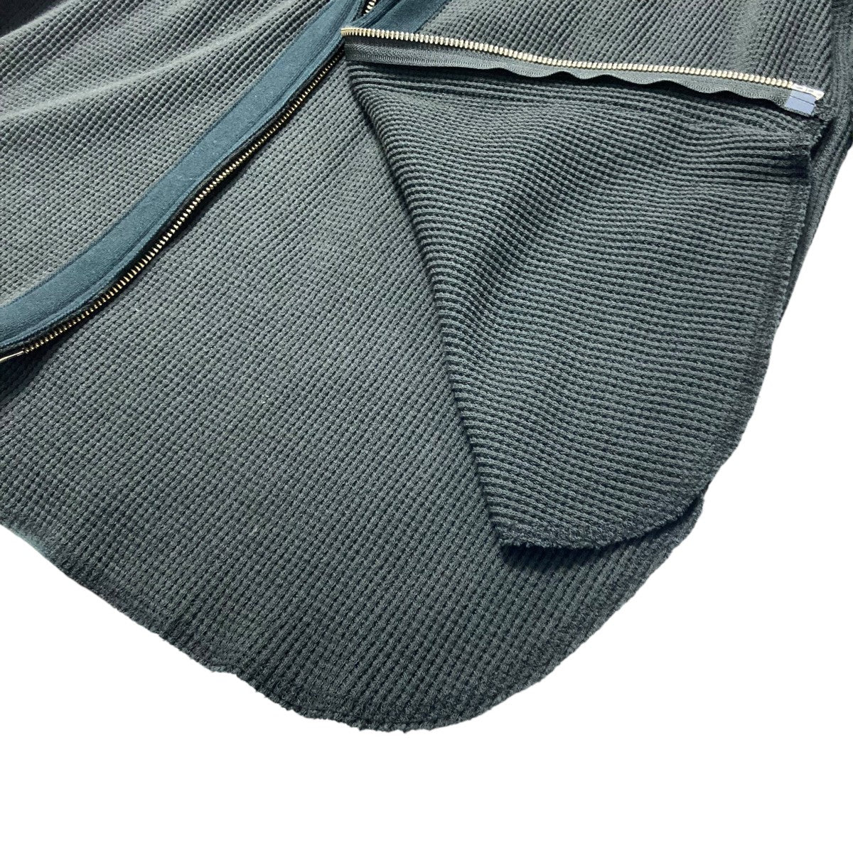 AMERI(アメリ) SWITCHING THERMAL ZIP UP TOPSサーマルカットソー