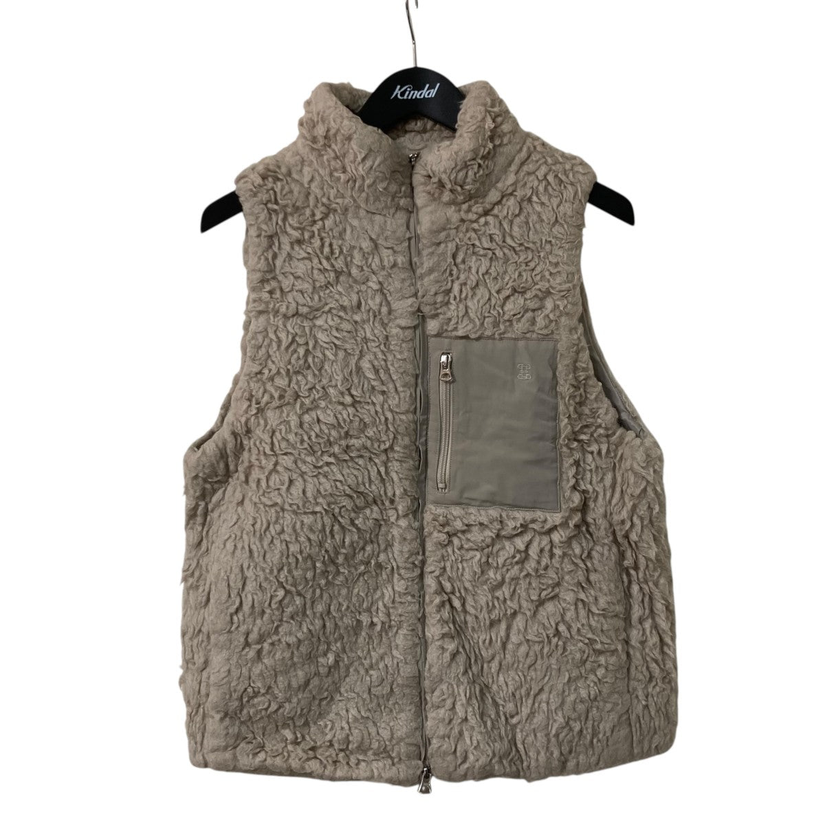 TICCA ファーベスト　ベージュ ノースリーブ 　ボア　ベスト TICCA：秋冬の重ね着で大活躍する上質ファーベスト – ONTADE