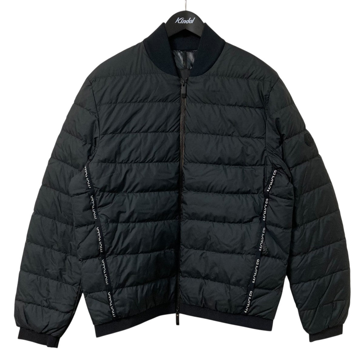 MONCLER OISE BOMBERダウンジャケットI20911A00043