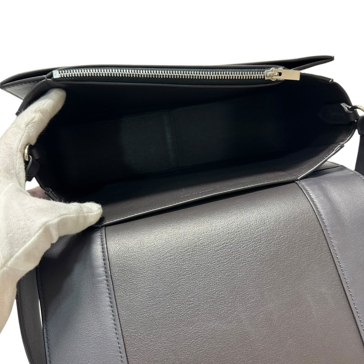 CELINE(セリーヌ) フレーム ミディアムショルダーバッグ - ピンク