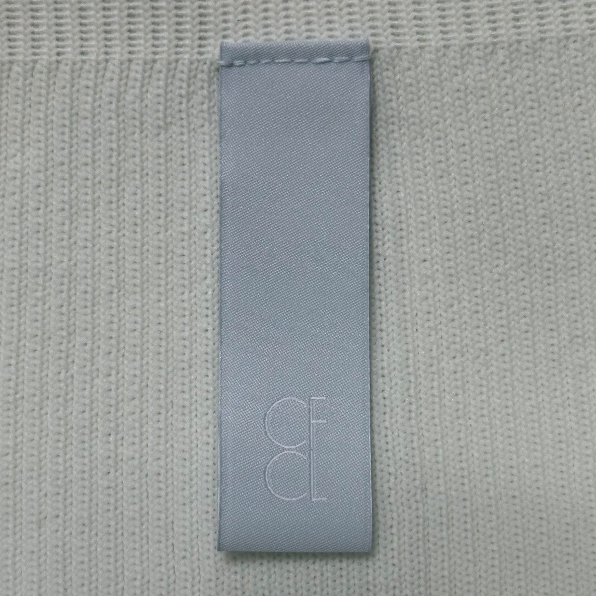 CFCL シーエフシーエル オフショルダー トップス ≪CFCL(シーエフシーエル)の”沼”再来≫ 話題の新作を人気スタッフが