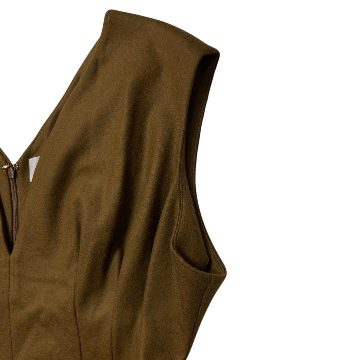 mame kurogouchi V-Neck Tucked Wool DressノースリーブワンピースMM22PF DR720 古着・中古-4枚目のアイテム画像