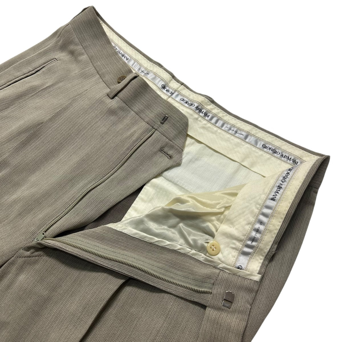 専用、ARMANI COLLEZIONI ファーコート 48 ベージュ ARMANIファーコートを出張買取！その魅力と高級感を徹底解説